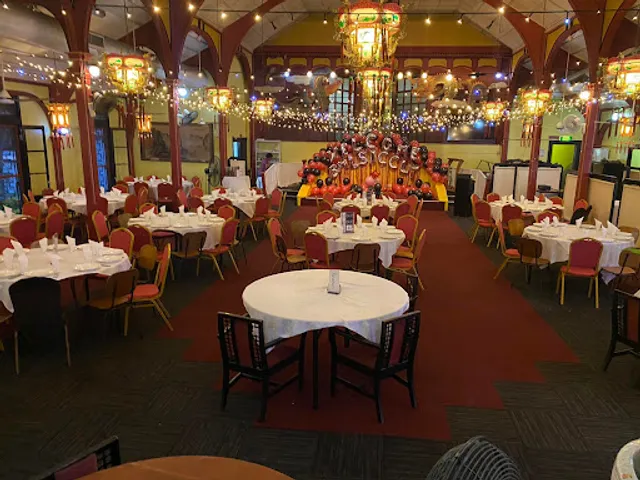 Vineyard Palace Restaurant