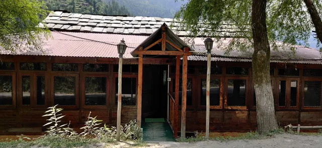 Pine valley cottage & cafe