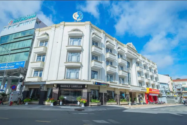 SANDALS CAMELLIA HOTEL