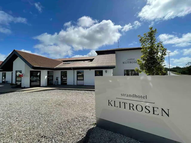 Strandhotel Klitrosen (Hotel med restaurant)