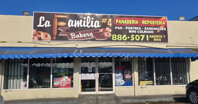 La Familia Bakery 4
