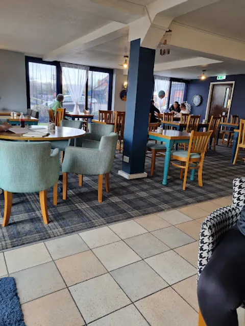 Port & Anchor Kitchen and Bar