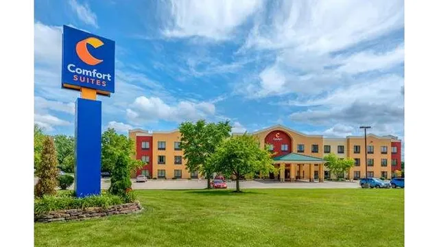 Comfort Suites near Route 66