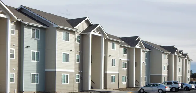 University Parkway Apartments