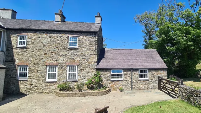 Tŷ Gwenyn Cottage