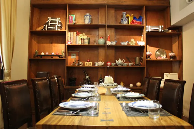 Tan Kasteel Restaurant & Lounge