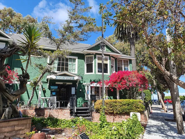 Monterey Peninsula Art Forum Gallery