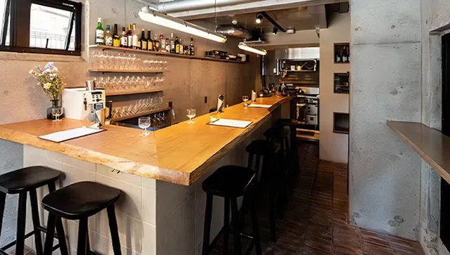 ワインバー caboulot enm.（カブロエン）神楽坂