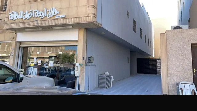 شقق مخدومة بدخول ذاتي