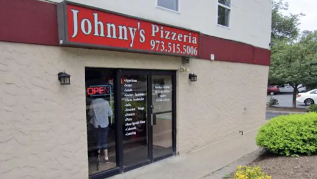 Johnny's Pizzeria