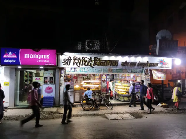 Shree Siddi Vinayak Sweets And Bhelpuri House - B.D. Halwai & Sons