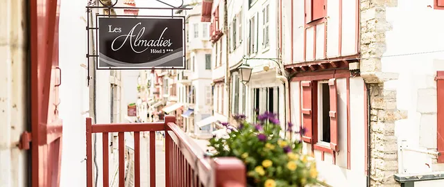 Hôtel Les Almadies - Coeur de Ville