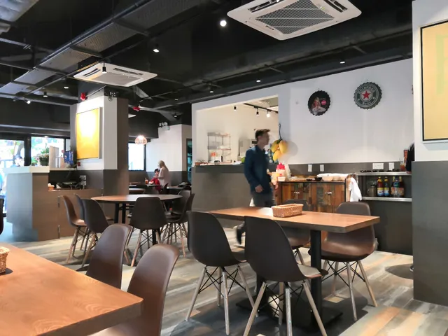 Dragonfly Restaurant