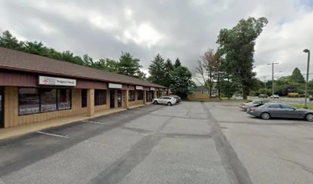 Moe's Hot Chicken & Grill