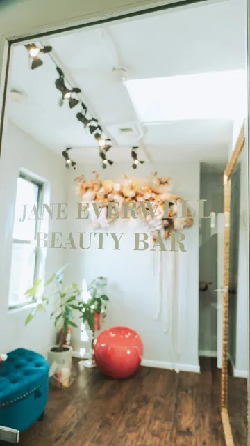 Jane Everwell Beauty Bar