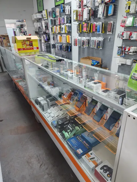 El Nino Multiservice - Cellular iPhone Table and Computer Repair in Hialeah Garden