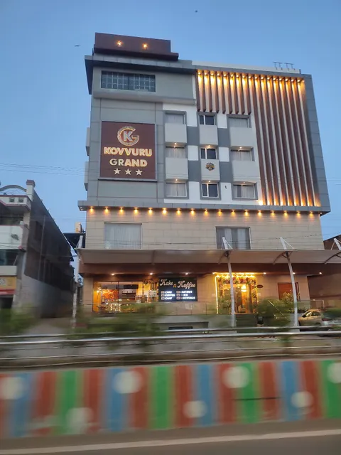 KOVVURU GRAND