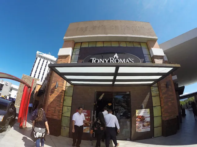 Tony Roma's
