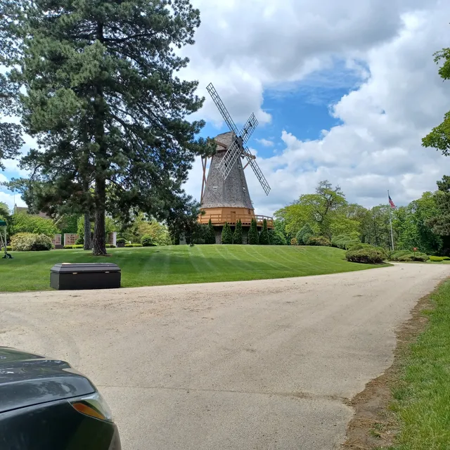 Mount Emblem Cemetery