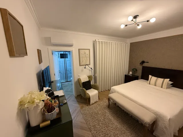 Flowers and Faces Guesthouse