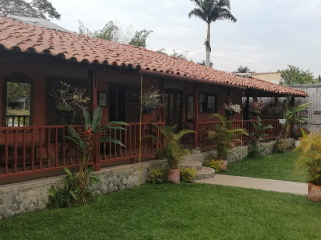 Hotel Las Cabañas De Roz