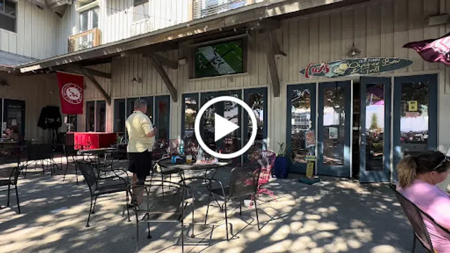 Cuz's Old Town Oyster Bar & Grill