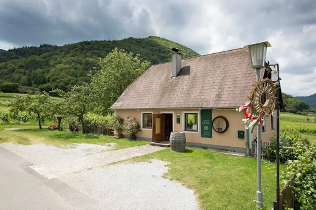 Heurigen Weingut Gallhofer