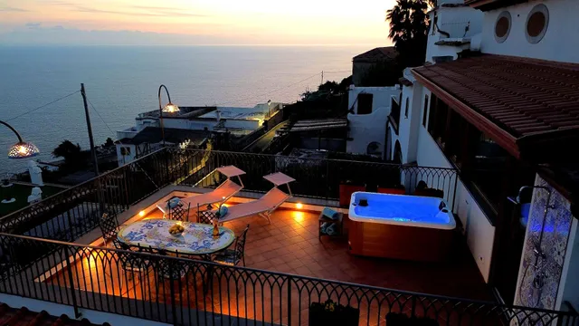 Amalfi House Marlidia