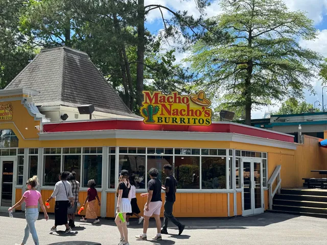 Six Flags Marketplace