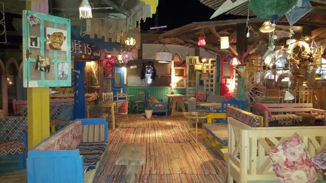El khan cafe