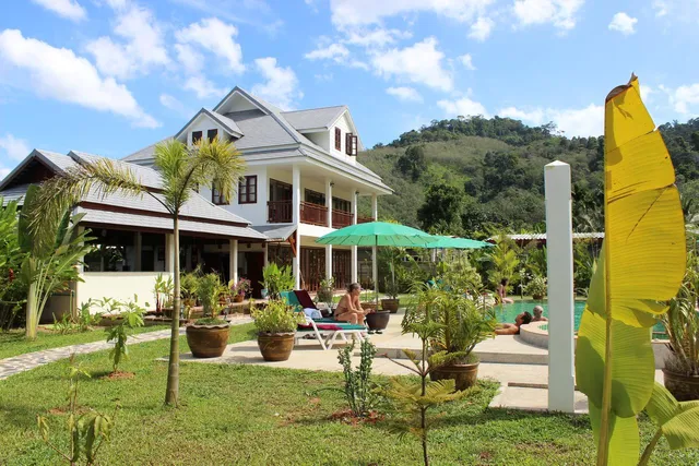 Villa Colina Khao Lak