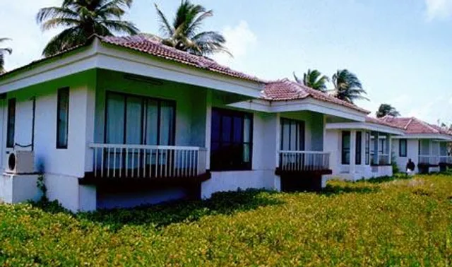 Kadmat Island Beach Resort