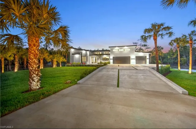 Larissa Locke LLC, Expert Real Estate Advisor