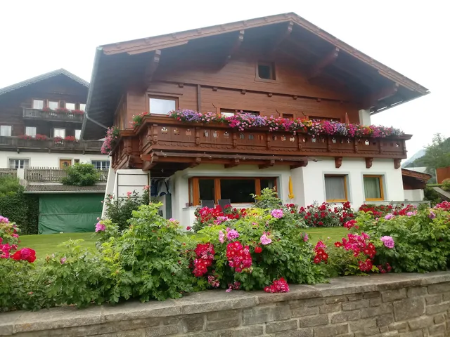 Ferienwohnungen Pötscher Maria