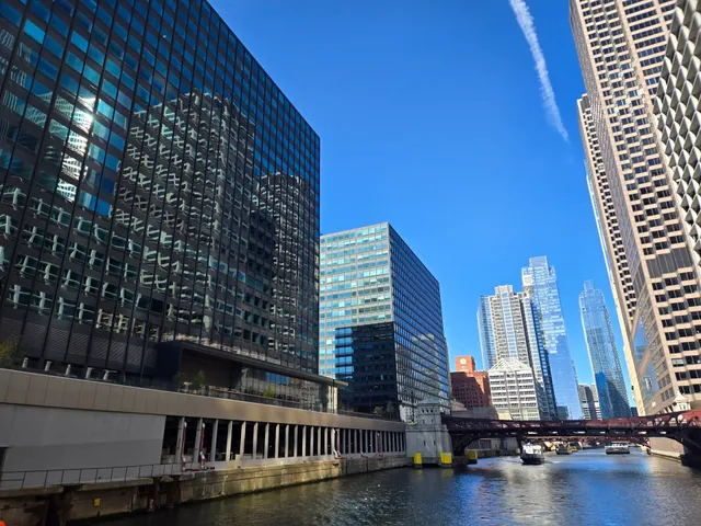 120 S Riverside Plaza