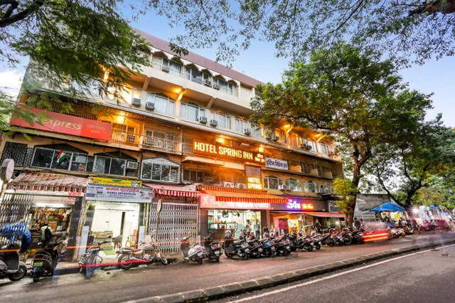FabHotel Spring Inn - Hotel in Kandivali