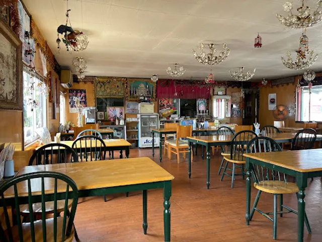 Nile (Halal Resturant)