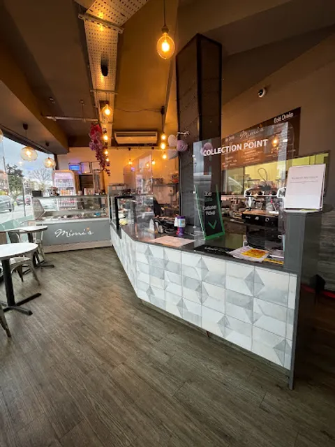 Mimi’s Coffee and Dessert Lounge