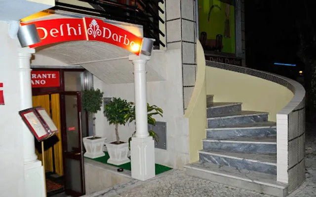 Restaurante Delhi Darbar