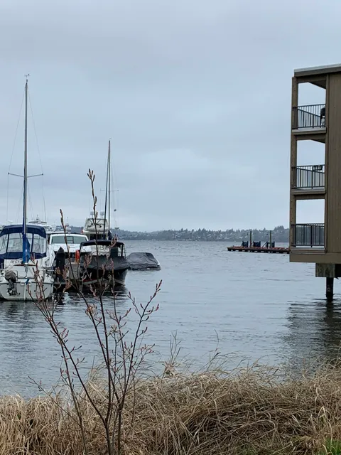 Kirkland Homeport Marina