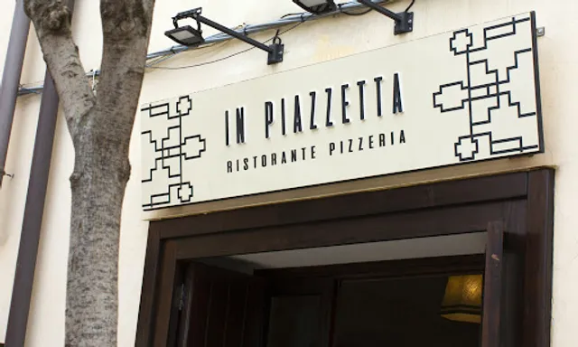 In Piazzetta | Ristorante Pizzeria