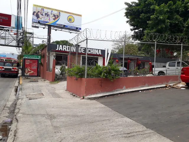 Jardín de China by Celeste Imperio