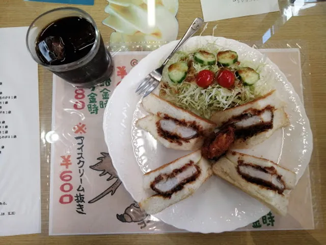 喫茶デレナティ