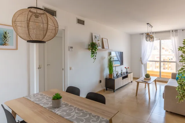 Apartamento Catania en Aguadulce - Almería. Equipado, elegante y con vistas al mar