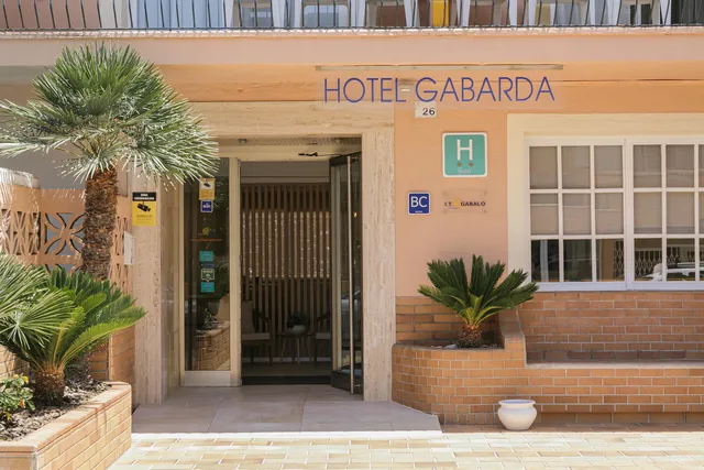 Hotel Gabarda & Gil
