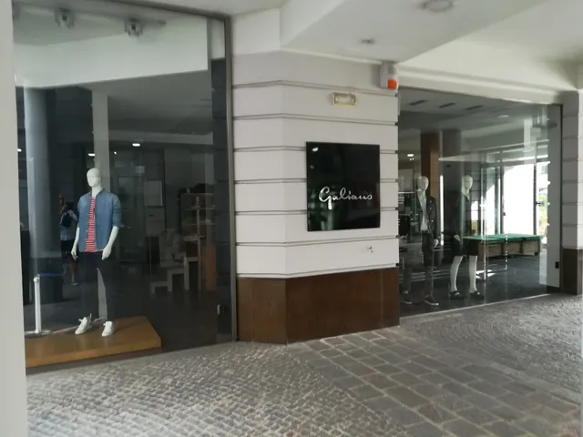 Boutique Galiano Giugliano Donna | Uomo - Abbigliamento e Accessori