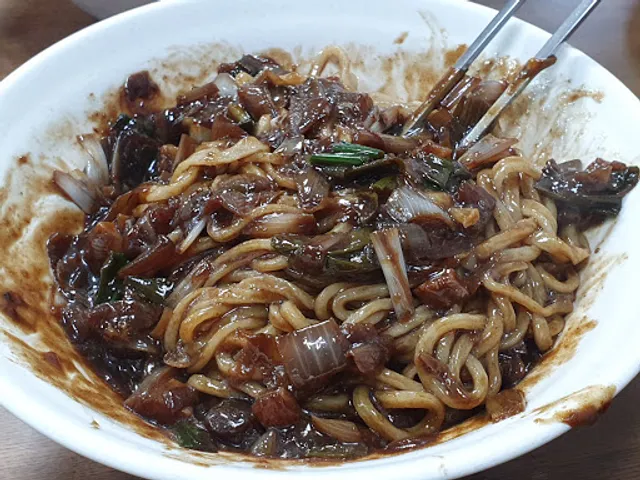 옛날손짜장짬뽕만두