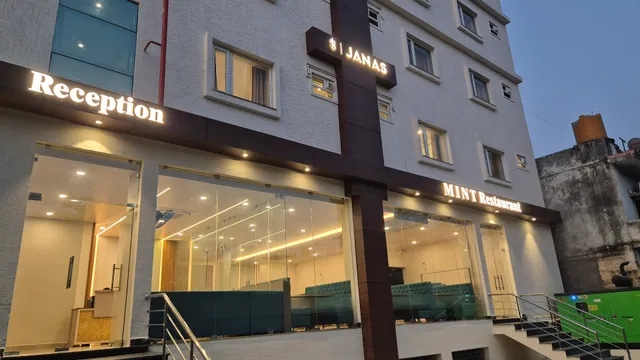JANAS HOTEL