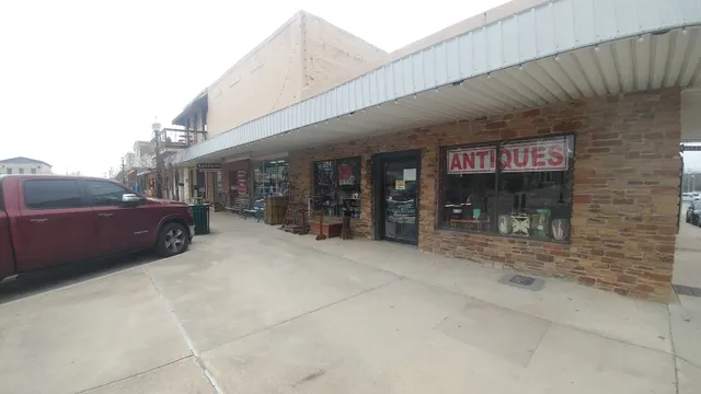 Burnet Antique Mall