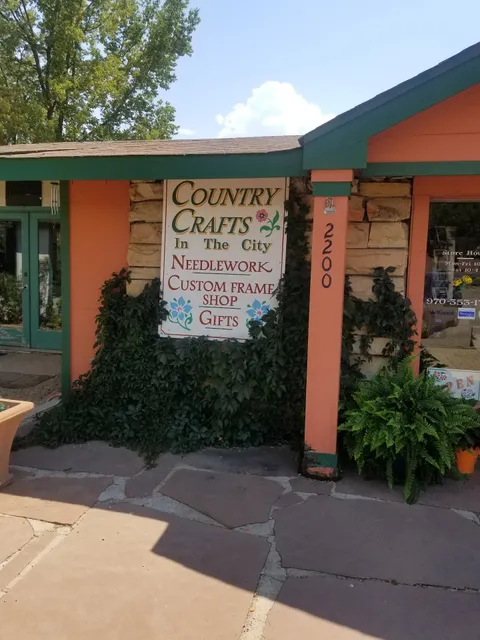 Country Crafts & Supplies
